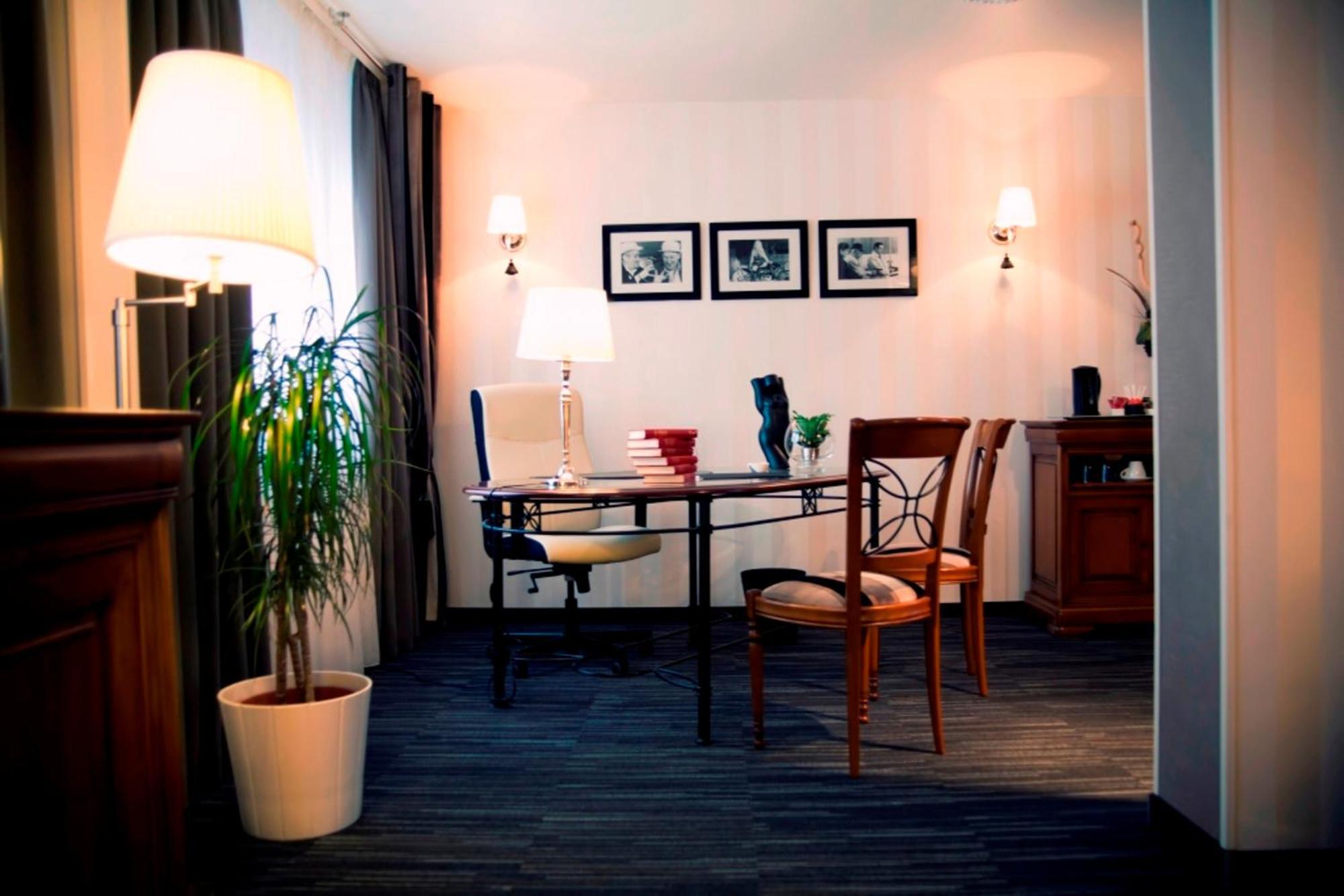 Dm Hotel Forbach Kültér fotó